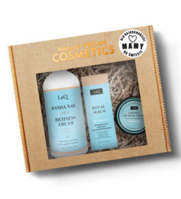zestaw kosmetyków prezent na dzień mamy krem do rąk serum do twarzy mus do mycia twarzy LaQ