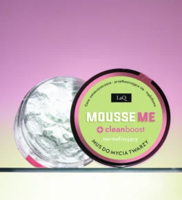 LaQ mus do mycia twarzy Kiwi & Grapes - otwarty słoik 40 g, etykieta anglojęzyczna